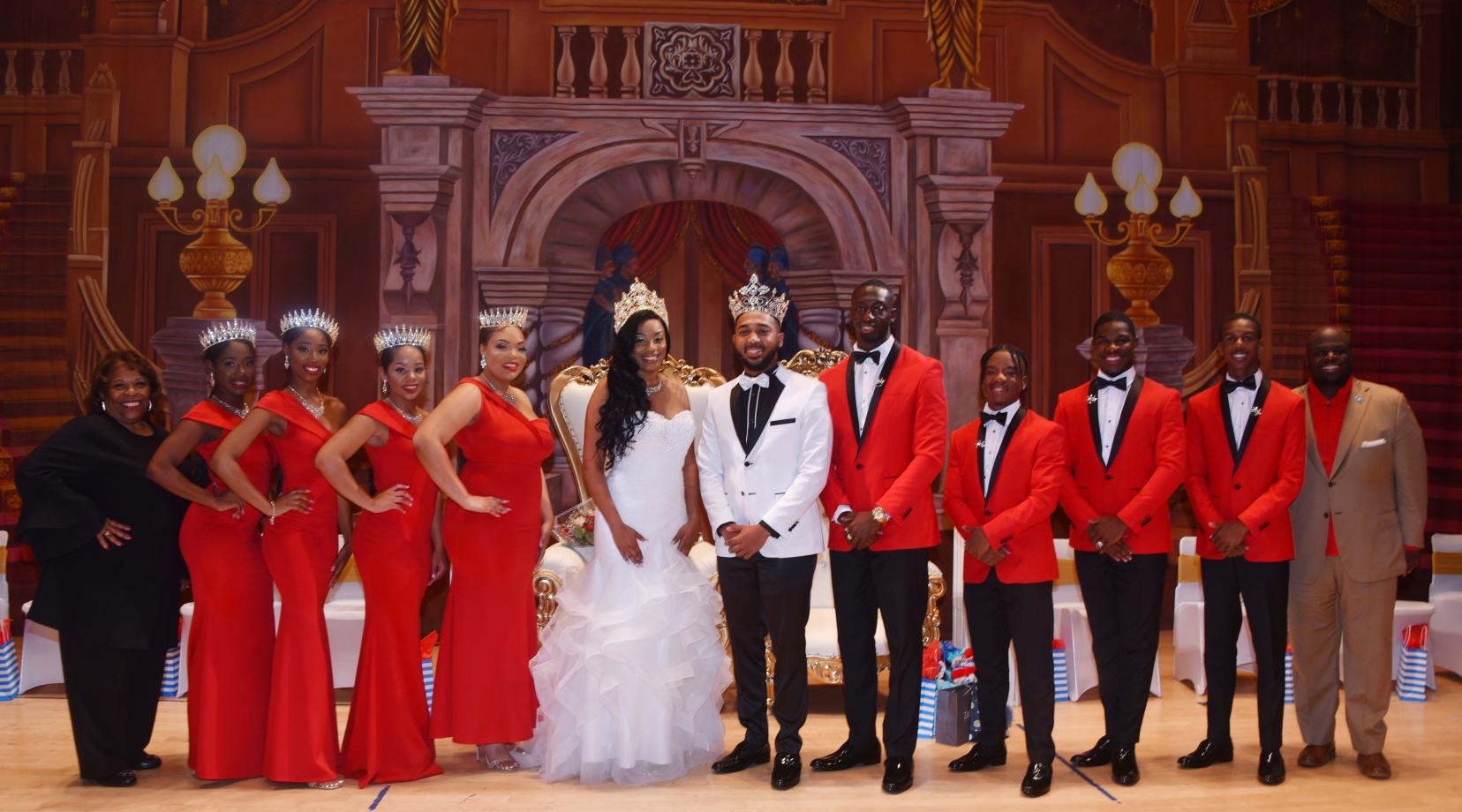 <p>Miss and Mr. Delaware State University with their Royal Court and University President Wilma Mishoe and Provost Tony Allen</p>